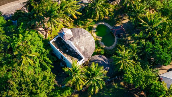 Où pratiquer le snorkeling au milieu des raies manta à Hawaii ?